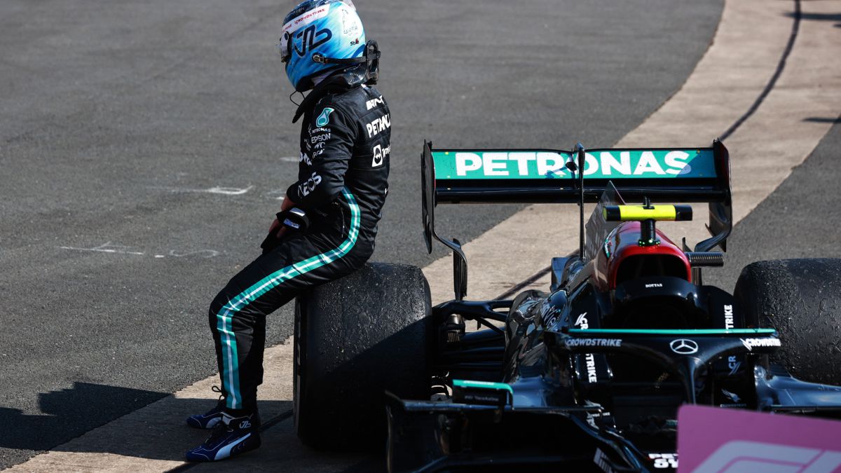 Mercedes prometió a Bottas [0] un gran futuro [1].