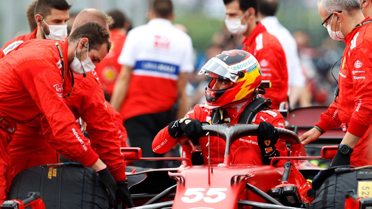 Vettel descalificado: podio de Carlos Sainz en Hungría.