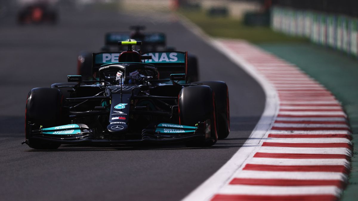 Primero desde la frontal Mercedes arrebató la primera fila a Red Bull, con Bottas...