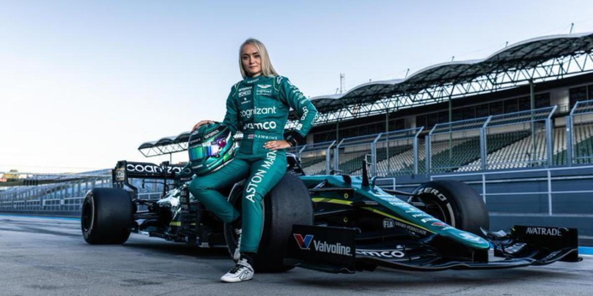 Primera mujer en pilotar un F1 en cinco años La piloto embajadora de Aston