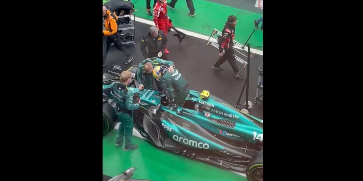 La radio y el maravilloso gesto de Alonso causaron disgustos a los mecánicos de...
