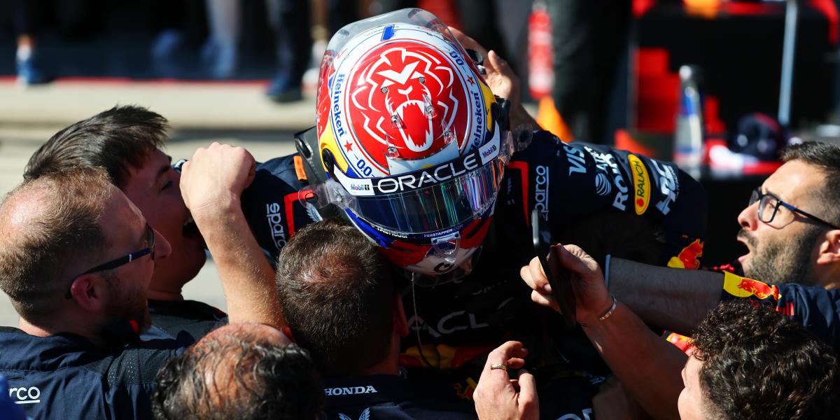 Verstappen aprovecha el descalabro de McLaren en Imola