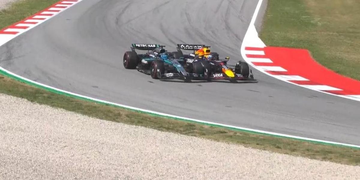 ¡Menudo embrollo! Enfado colosal de Verstappen que termina colisionando con Russell.
